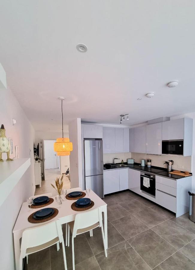 Brand New - Massive Studio - E1 - Self Catering Gibraltar Bagian luar foto