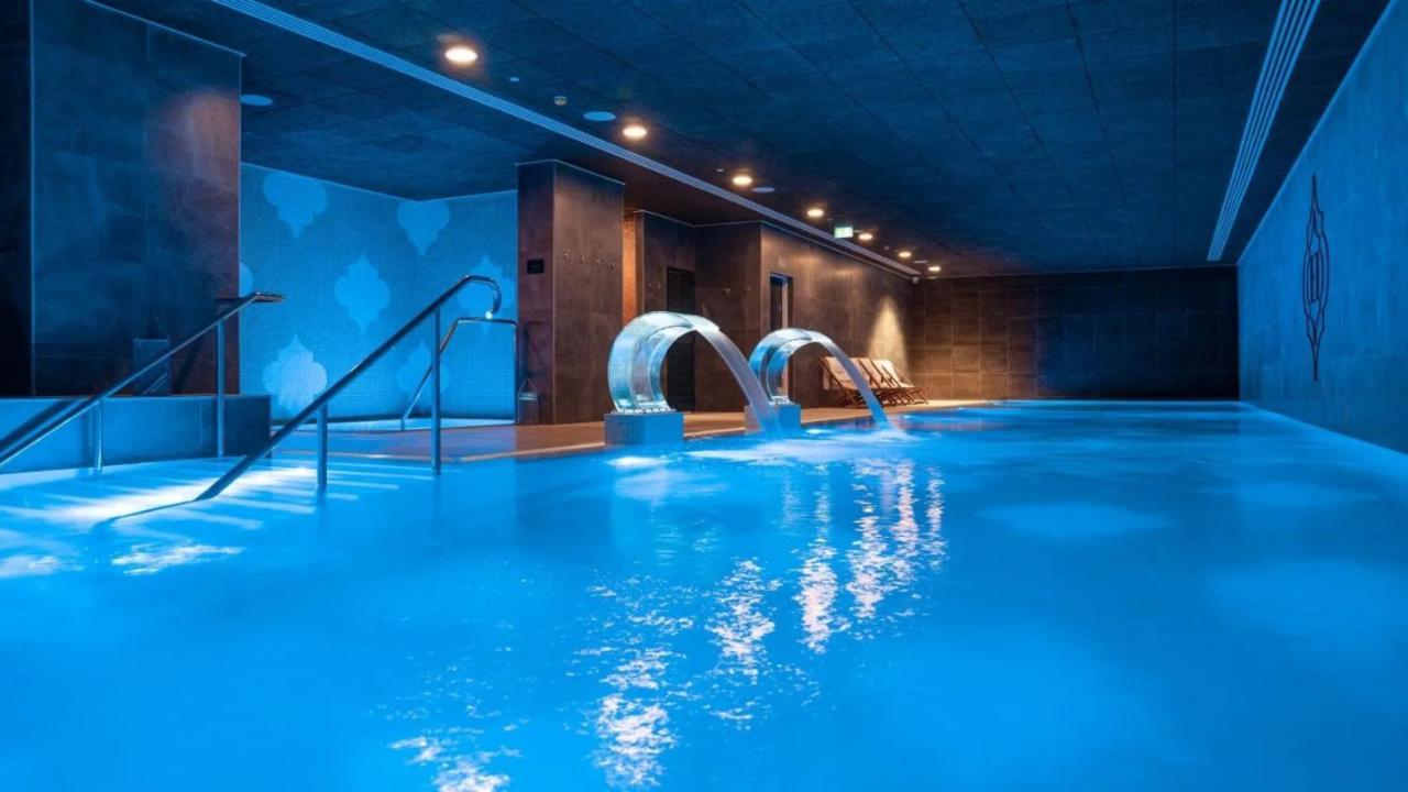 Brand New - Massive Studio - E1 - Self Catering Gibraltar Bagian luar foto